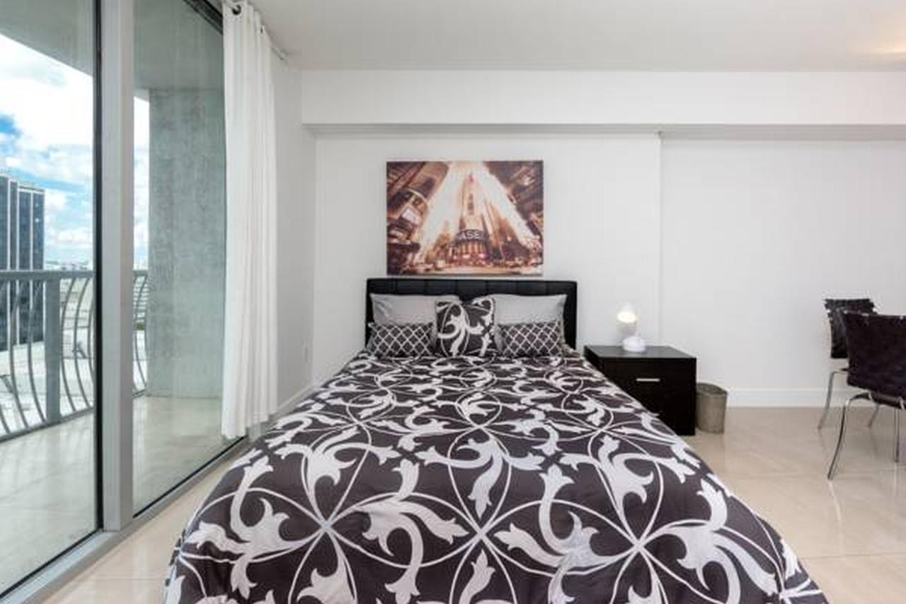 Opera Tower Apartment Miami Bagian luar foto