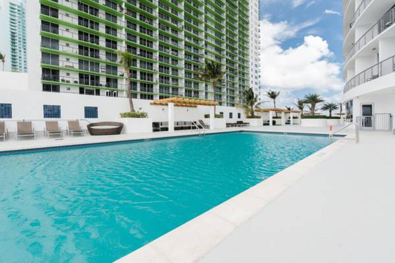 Opera Tower Apartment Miami Bagian luar foto